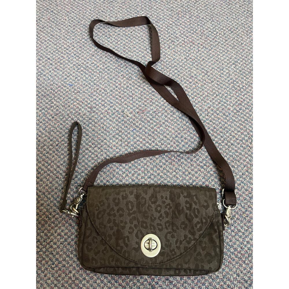 Baggallini Brown Leopard Wristlet with Crossbody Strap